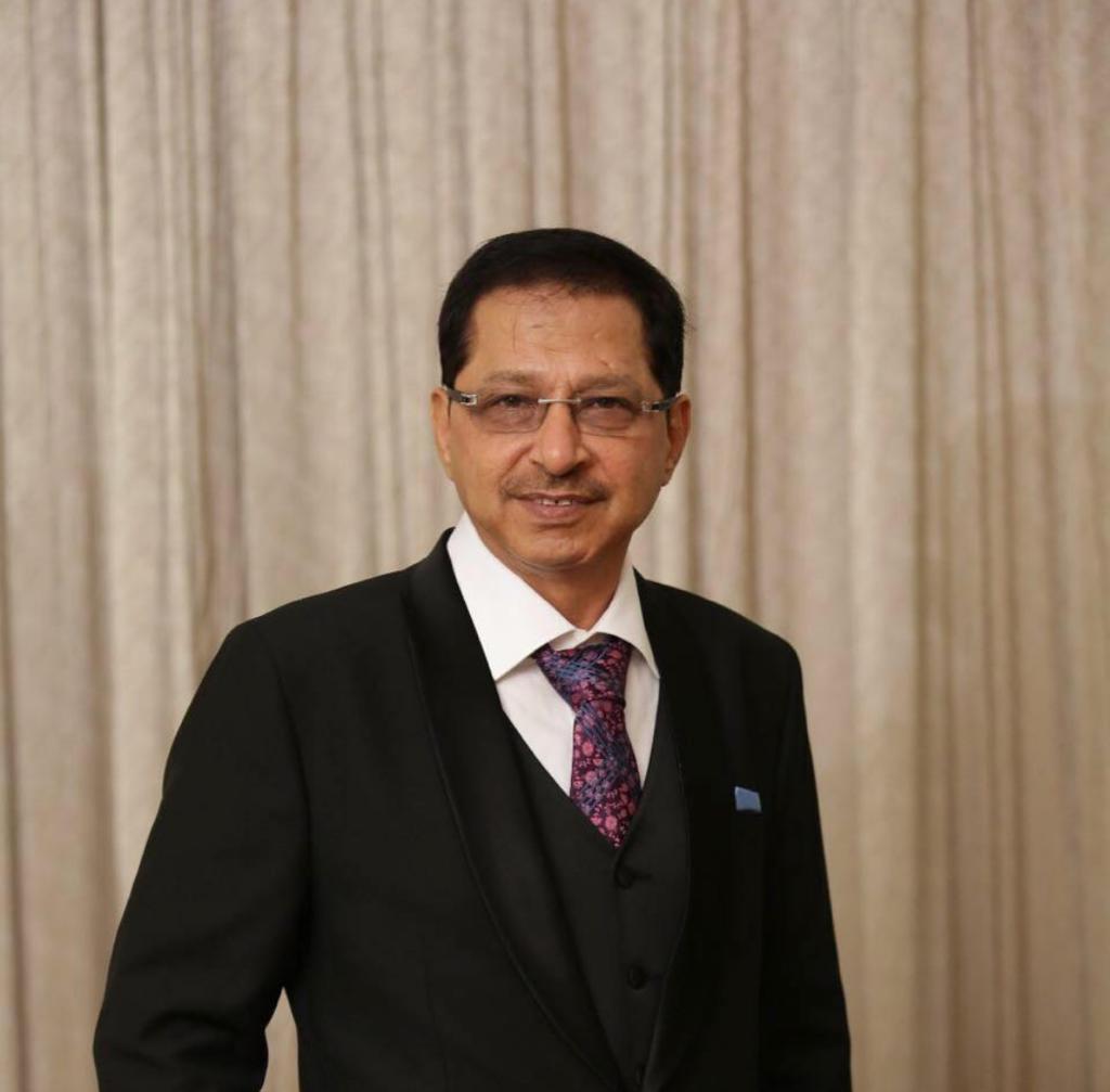 Mr.Manohar Dewani
