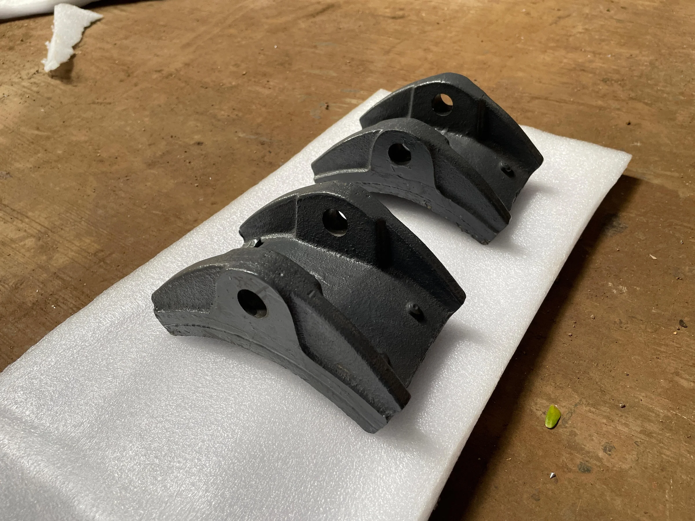Thumbnail: Brake liner installed on a brake shoe assembly