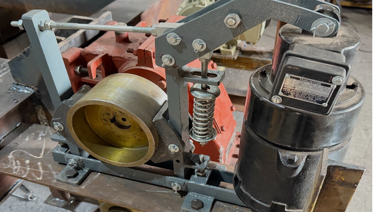 Complete thruster brake assembly for EOT cranes