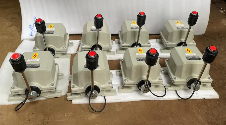 INDUSTRIAL MASTER CONTROLLERS