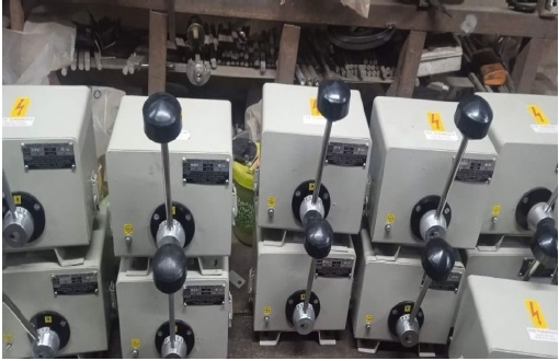 Master Controller for cranes